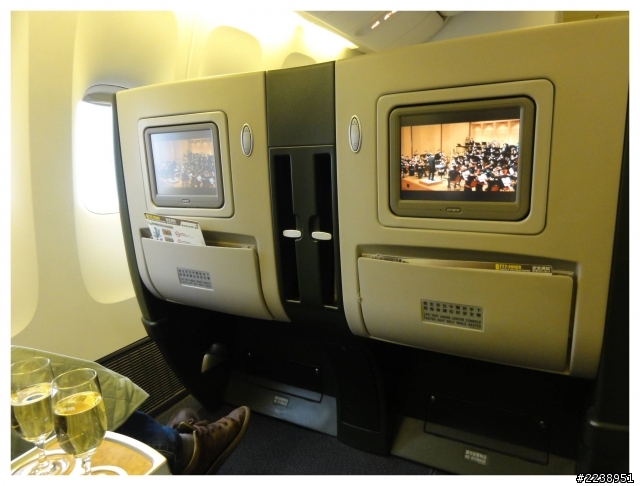 【日本。京都大阪慶生遊】第一次搭乘長榮商務艙