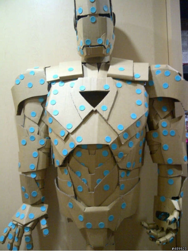 鋼鐵人 MARK VI 1:1 模型製作過程分享 – 紙箱手創 DIY