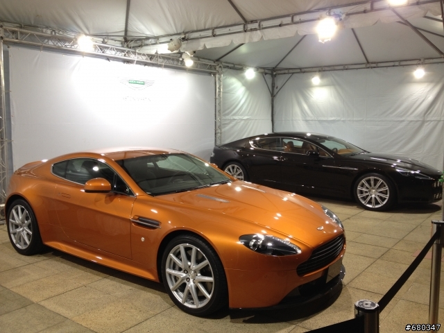 夢時代有野馬喔!!