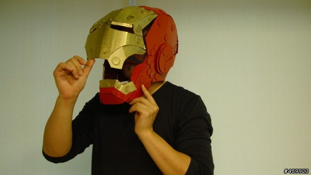 【我是聖誕老公公】可穿戴式鋼鐵人 Mark VI 頭盔製作過程分享 – 紙箱手創 DIY