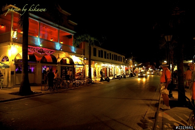 14Hr - 490km：三個神經病 狼與羊快閃兼拍照狂的 Key West 狂飆之旅(41p)