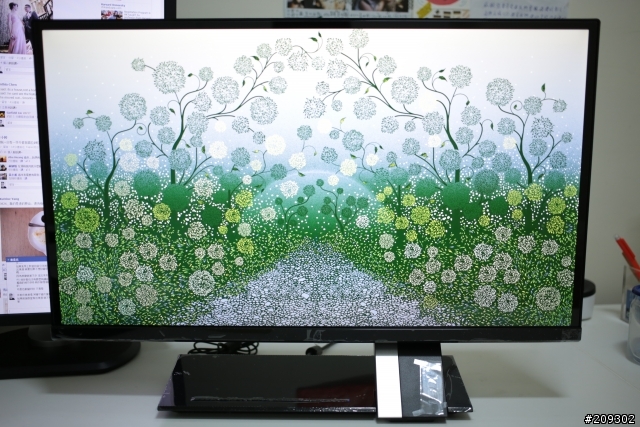 一天開箱兩台之acer 最新27吋無邊框ips螢幕S275HL與philips 241p amva可翻轉螢幕