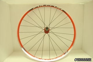 Giant 2012Defy composite 3配紅色R7可以嗎？
