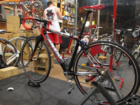 【簡單開箱】2013 GIANT TCR 2 (黑/紅)