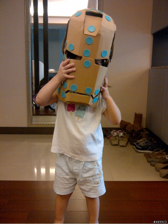 鋼鐵人 MARK VI 1:1 模型製作過程分享 – 紙箱手創 DIY