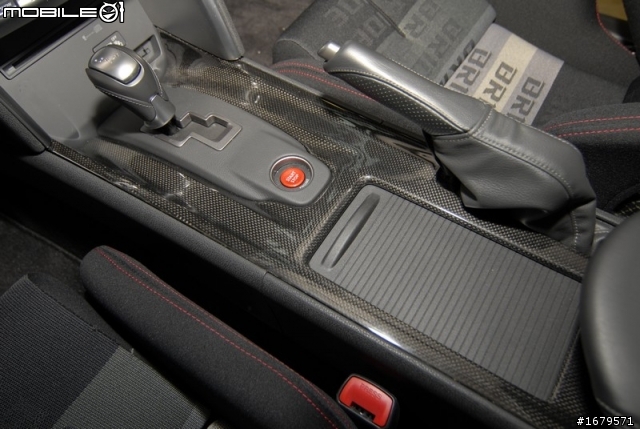 [1/24車模改裝分享] 雙神會戰 東洋神劍(LFA)vs東瀛戰神(GTR) 製作第2篇