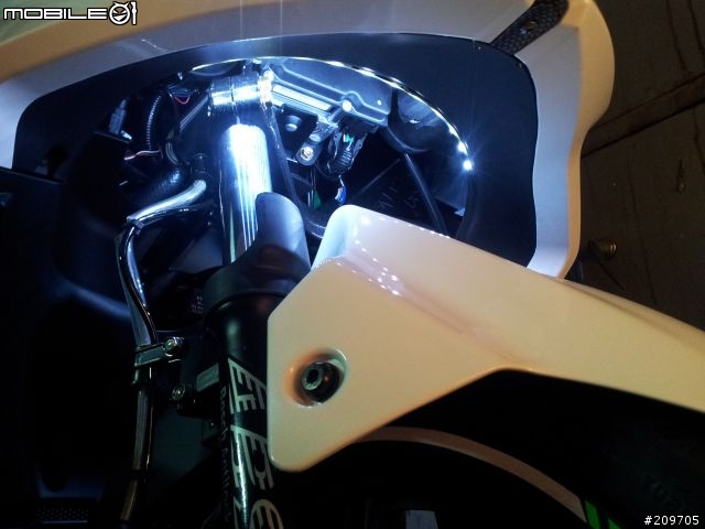 nikita 300 開箱文兼車城土地公廟試駕-第一次發開箱文- 圖多