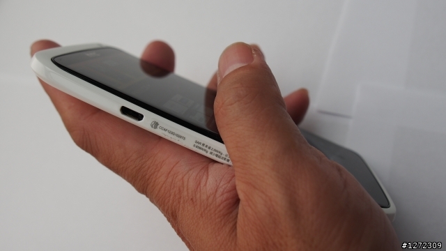 剛買的 HTC ONE X + 開箱少文