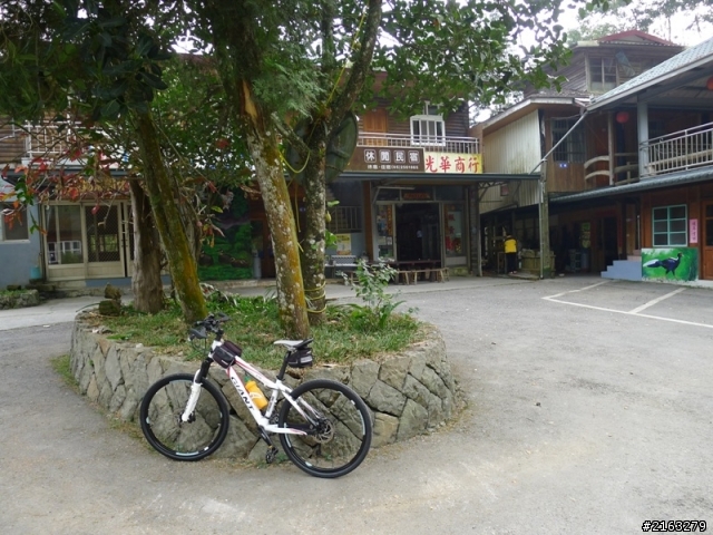 [車巡報告]翻山越嶺奮起湖吃便當