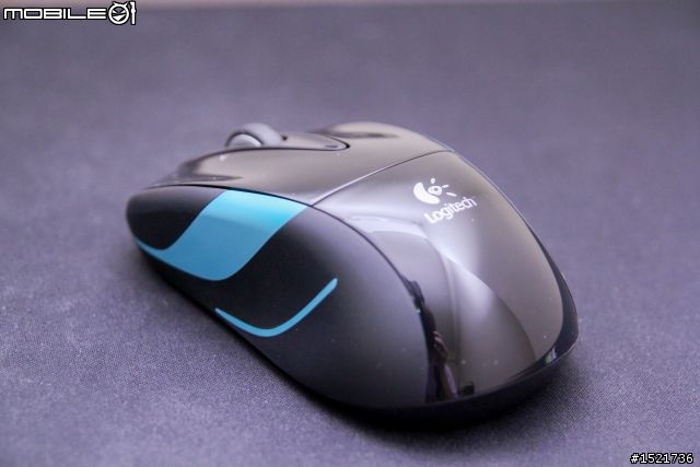 開箱] 羅技Logitech M525 無線雷射滑鼠  (圖多)