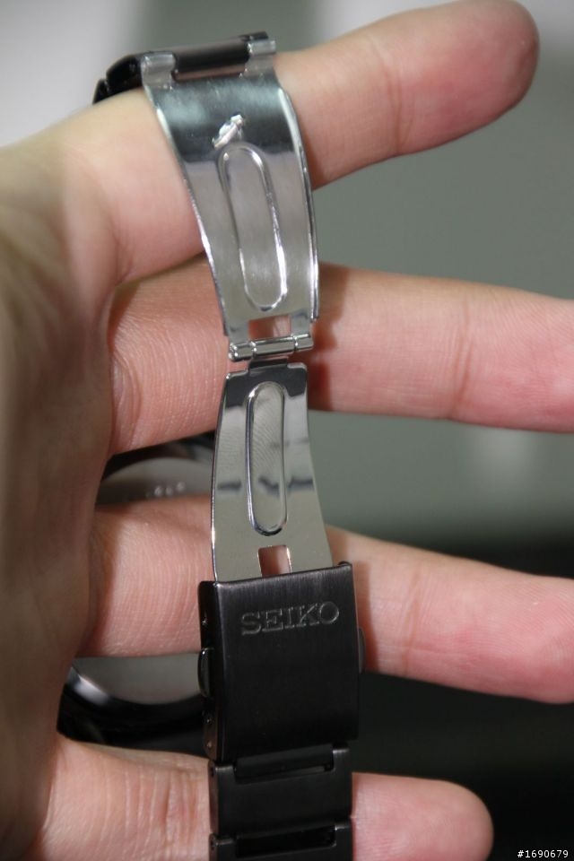 [開箱文] SEIKO SPIRIT SMART 系列 「SHINOBI忍者」全新錶款神秘登場
