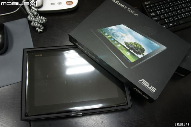 [開箱] ASUS - 4核旗艦 Padfone2 開箱文