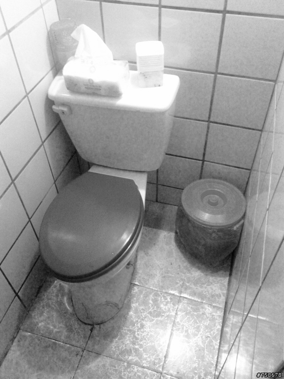 小空間洗手間增加洗手台