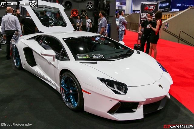 UR 1200HP Aventador