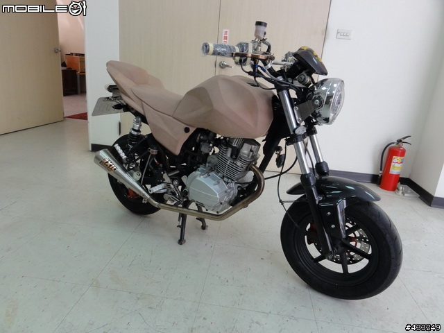 2013 HARTFORD Mini Z 小雲豹