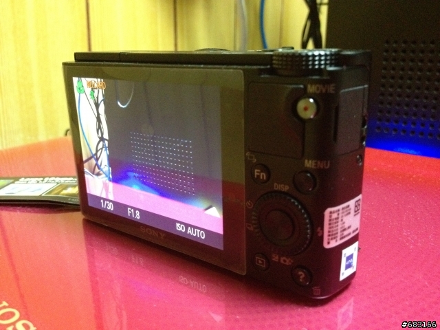 (((●●開箱文)))  中壢NOVA新購入的SONY DSC-RX100相機 跟 我另外添購的相關配件