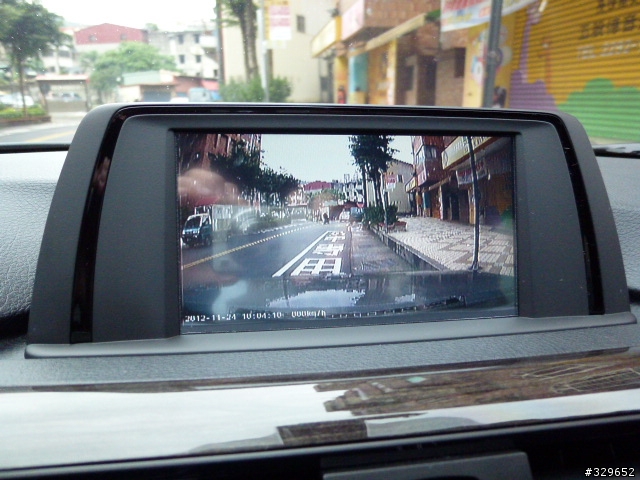 F30 【 iDrive+導航+行車記錄器+倒車影像 】整合