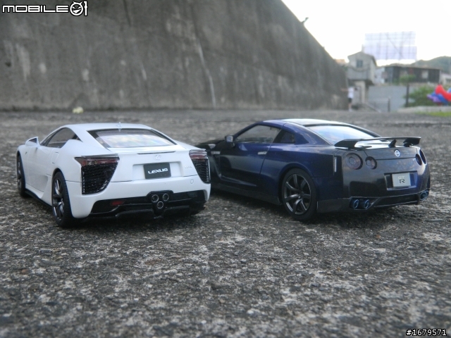 (圖多慎入)雙神會戰外拍  LFA vs GTR R35  第五篇   完