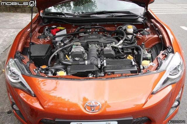 就像是在開豆腐神車!  TOYOTA 86試乘記