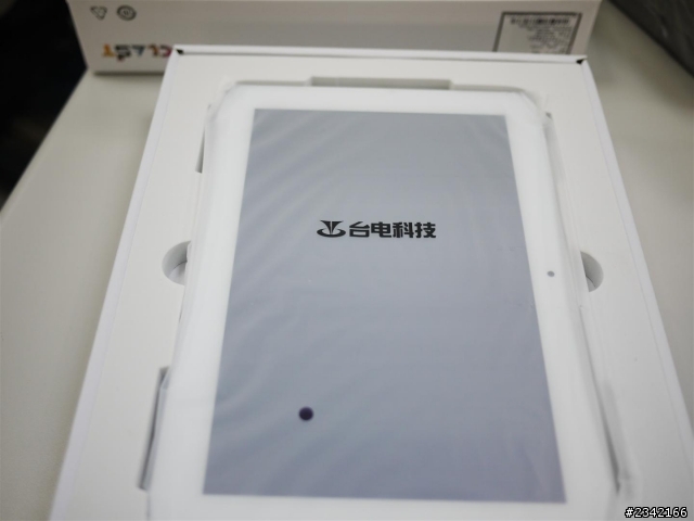 小開箱 台電A11 RK3066 雙核平板電腦