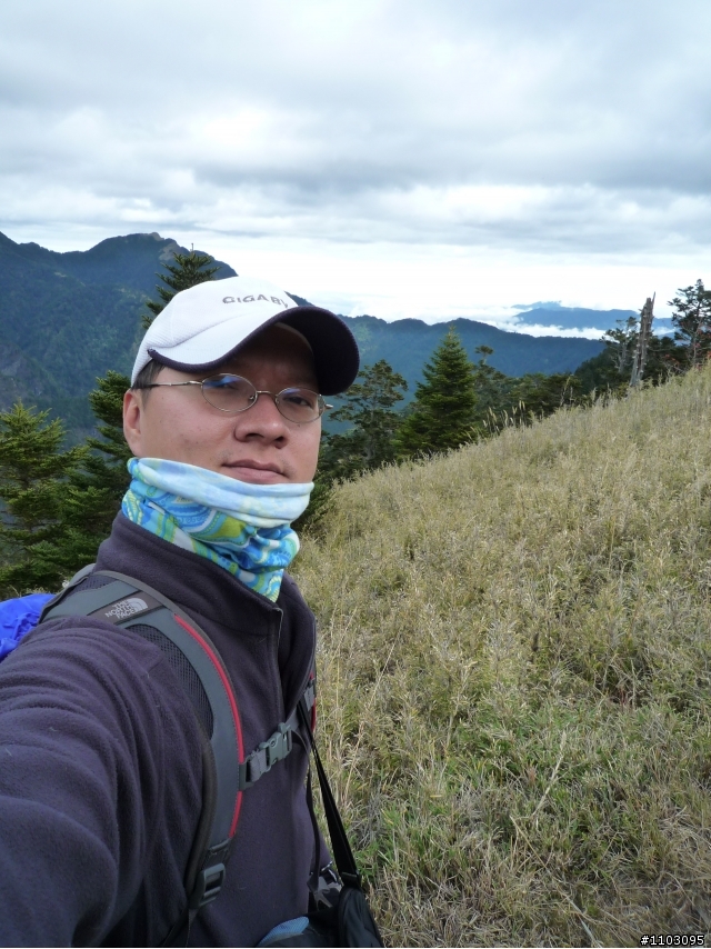 20121118~20 雪山東峰主峰~在半夜三更的黑森林hold不住了之旅~