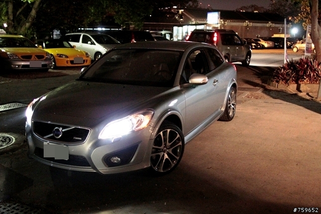 [寶貝車開箱](圖多)人生中第一台進口車 volvo c30 D4 r-design 東奔西跑趴趴走