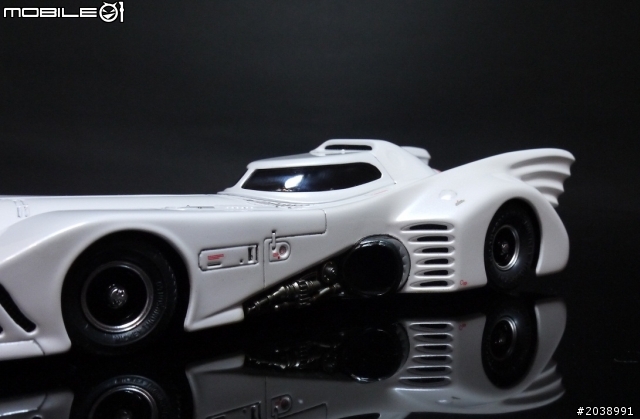 白色惡魔 蝙蝠車 珍珠白版本 (製作過程.完成圖片分享)