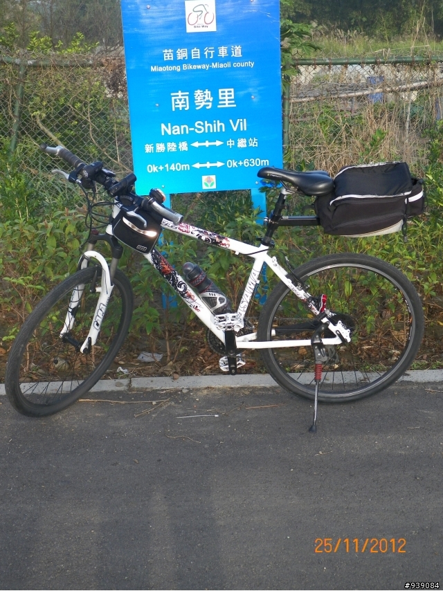 清晨的苗栗騎