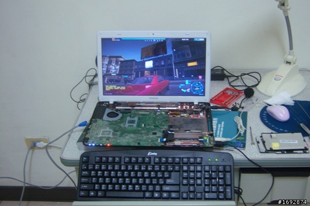 Toshiba L750拆解
