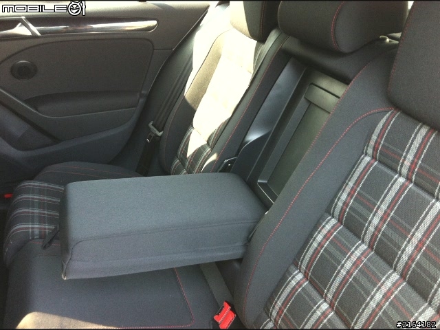 過了一年的小開箱(GTI)