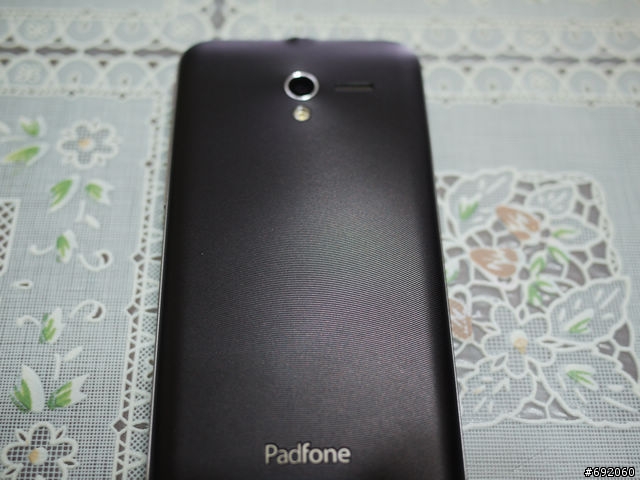 Padfone2與保護袋亂亂照(圖多)