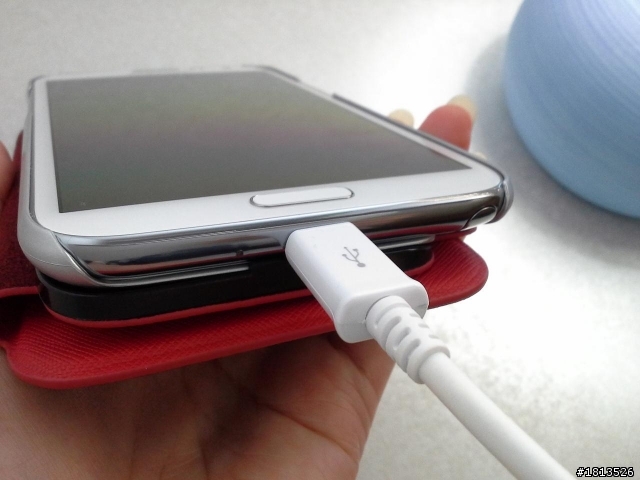 【開箱】Note2 紅色Verus可拆1+1皮套
