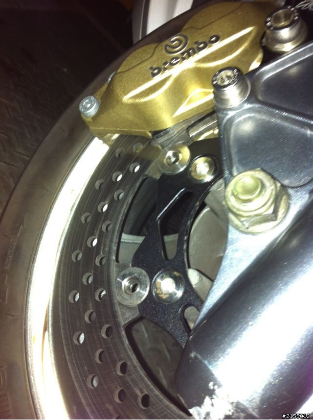 雷霆Brembo對四前卡鉗開箱!!