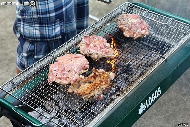 小惡魔華中河濱公園烤肉趴 海陸大餐好過癮