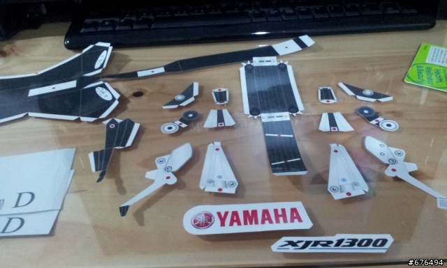 [紙模型製作] YAMAHA XJR1300重機模型製作~