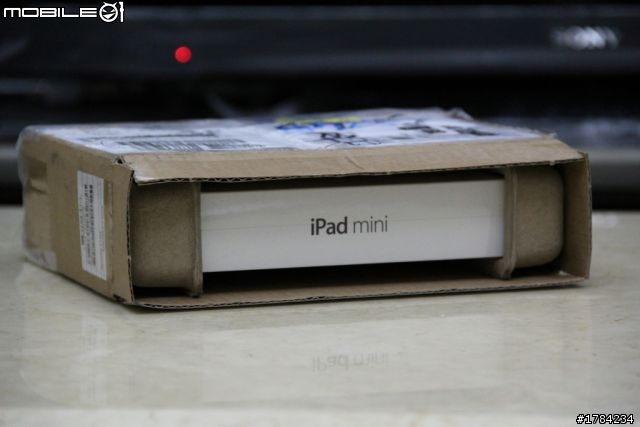 [開箱12/04更新]漂洋過海而來的"iPad Mini"32G wifi white