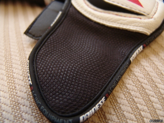 Dainese+AGV+Xlite+Gaerne 人身部品開箱(圖多字少)