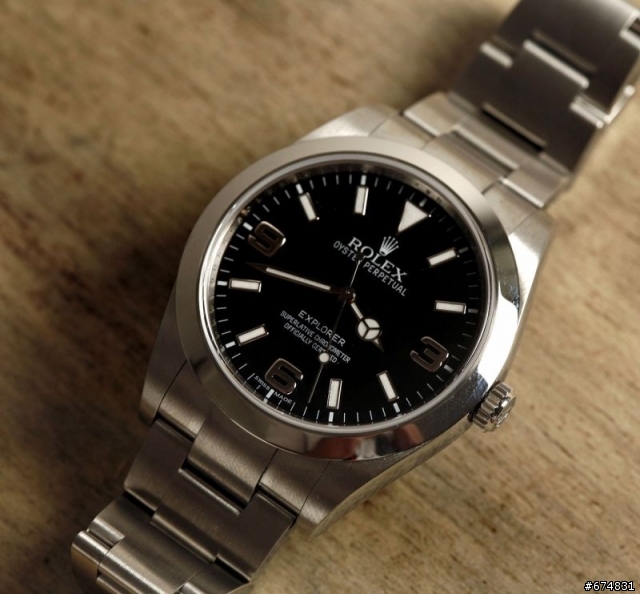 [分享]第一隻入手的機械表...Rolex 214270