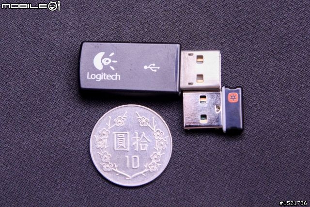 開箱] 羅技Logitech M525 無線雷射滑鼠  (圖多)