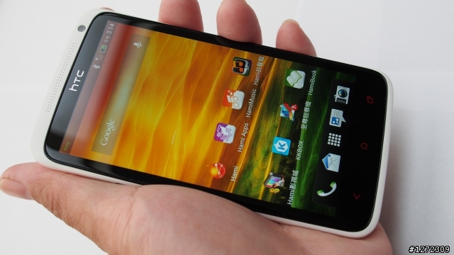 剛買的 HTC ONE X + 開箱少文
