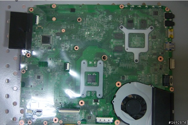 Toshiba L750拆解