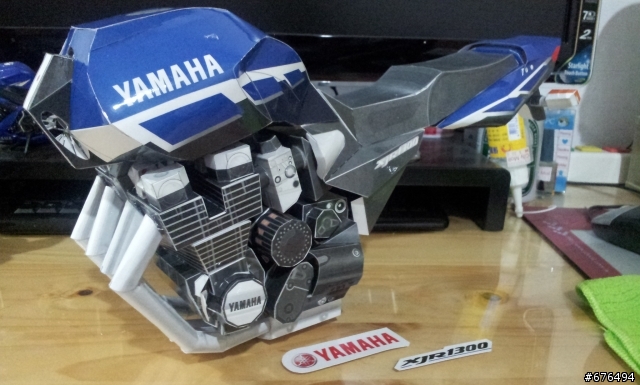 [紙模型製作] YAMAHA XJR1300重機模型製作~