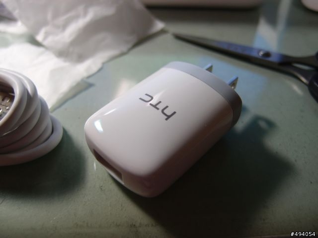 [心得] HTC One S SE 搭中華學生專案開箱