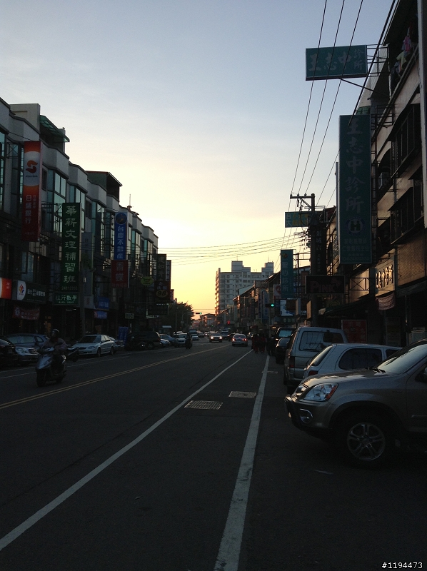 iPod touch 5 Special Edition 紅色開箱(2012.11.19新增使用心得)