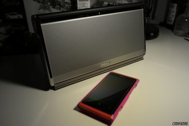 NOKIA LUMIA 800  X  BOSE SoundLink® Bluetooth® Mobile speaker II