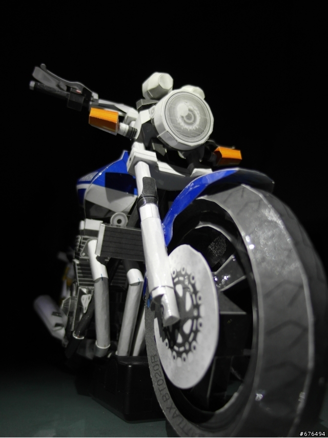 [紙模型製作] YAMAHA XJR1300重機模型製作~