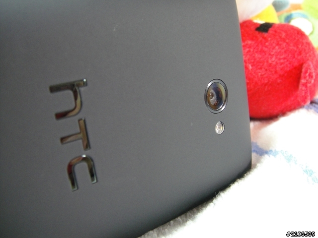 Windows Phone 8X by HTC╳憤怒鳥  [更新:贈品3000mA行動電源開箱]