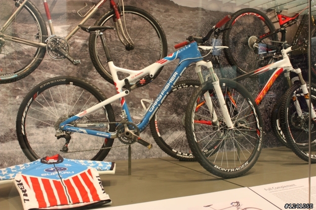舊金山機場的登山車特展