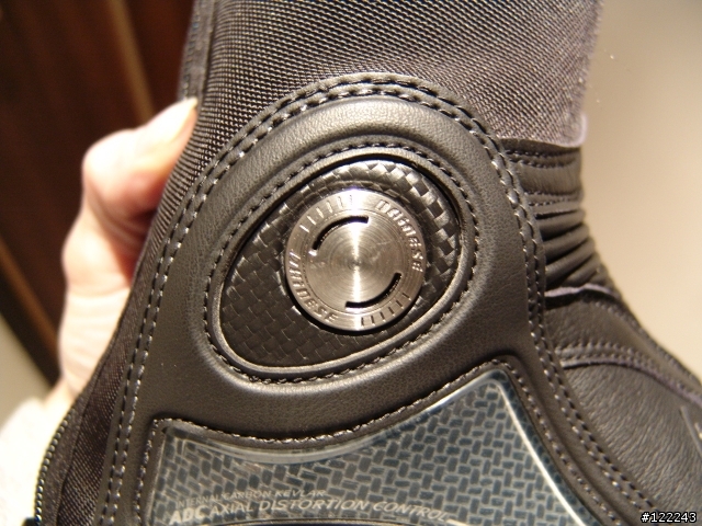 Dainese+AGV+Xlite+Gaerne 人身部品開箱(圖多字少)