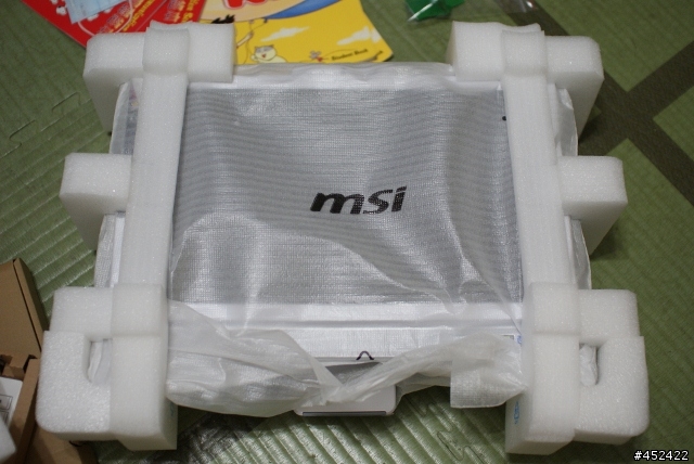 不專業開箱-MSI AE2081G